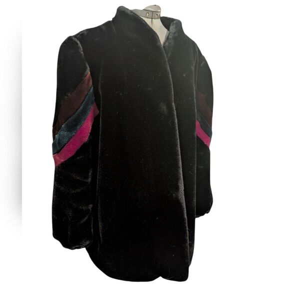 Vintage 1960s/70s Olympia black fur coat with multi color stripes mod - Picture 6 of 7